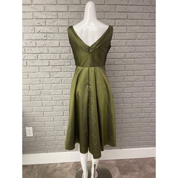 Vineyard Collection Women Iridescent Green A-Line Formal Dress Size 4 - Picture 2 of 12